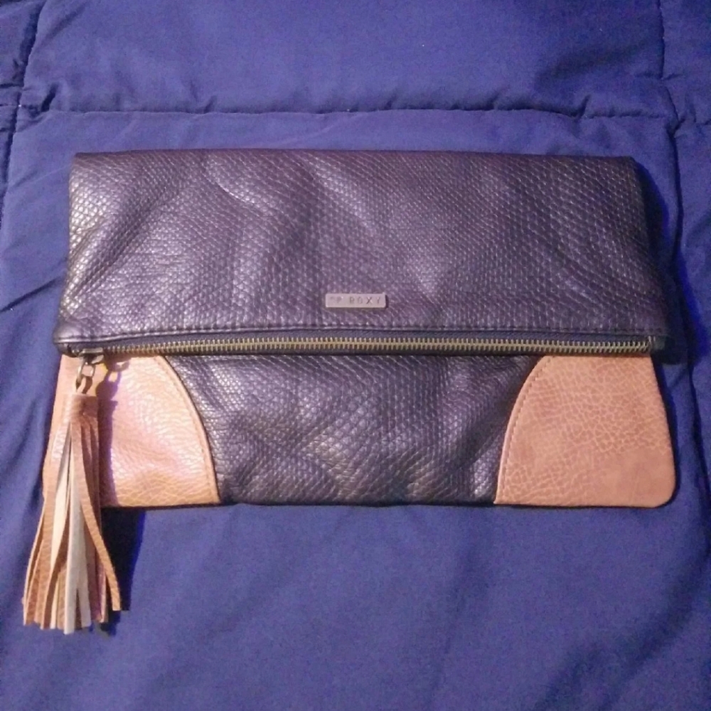 Hand Clutch